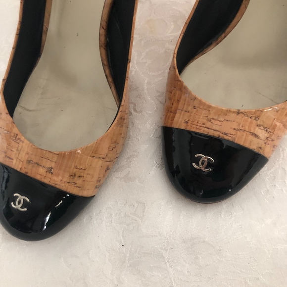 CHANEL Sling Back Heels - Picture 3 of 7